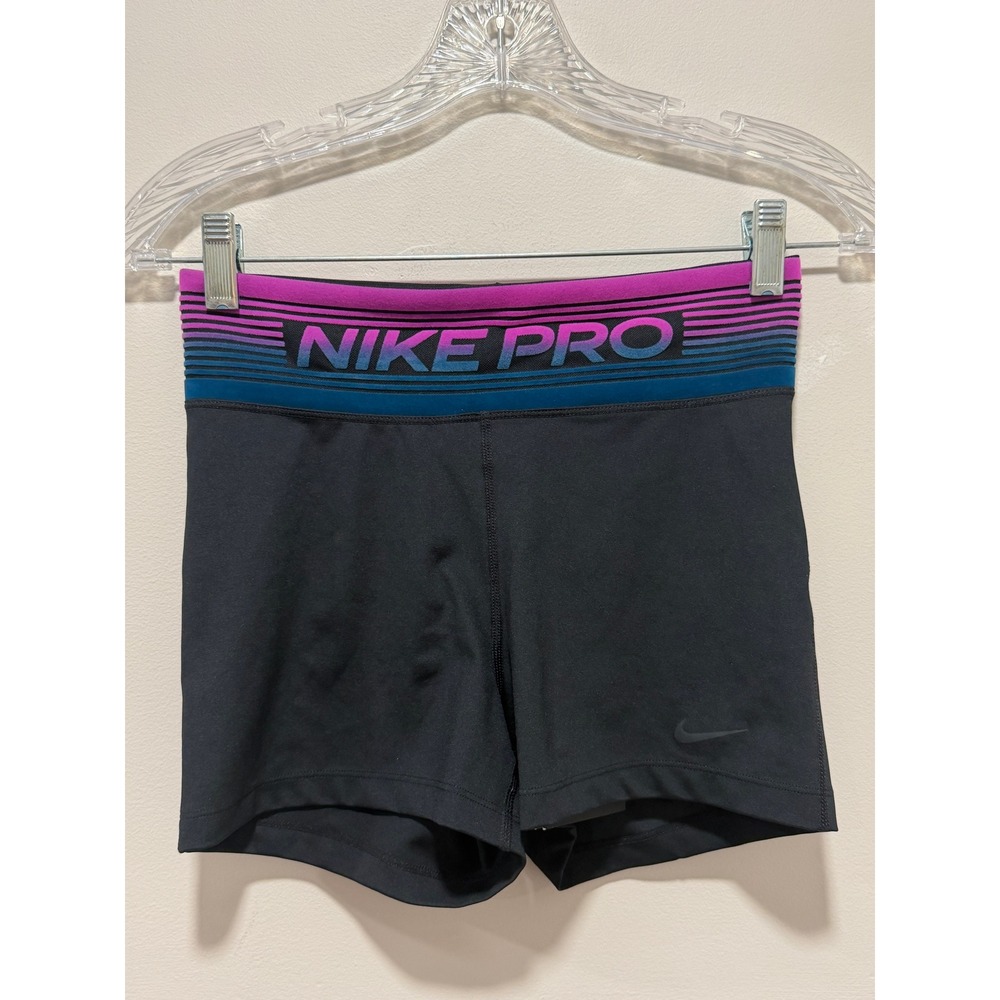 Nike Biker Shorts Training Workout Athletic Women Size Medium NWT